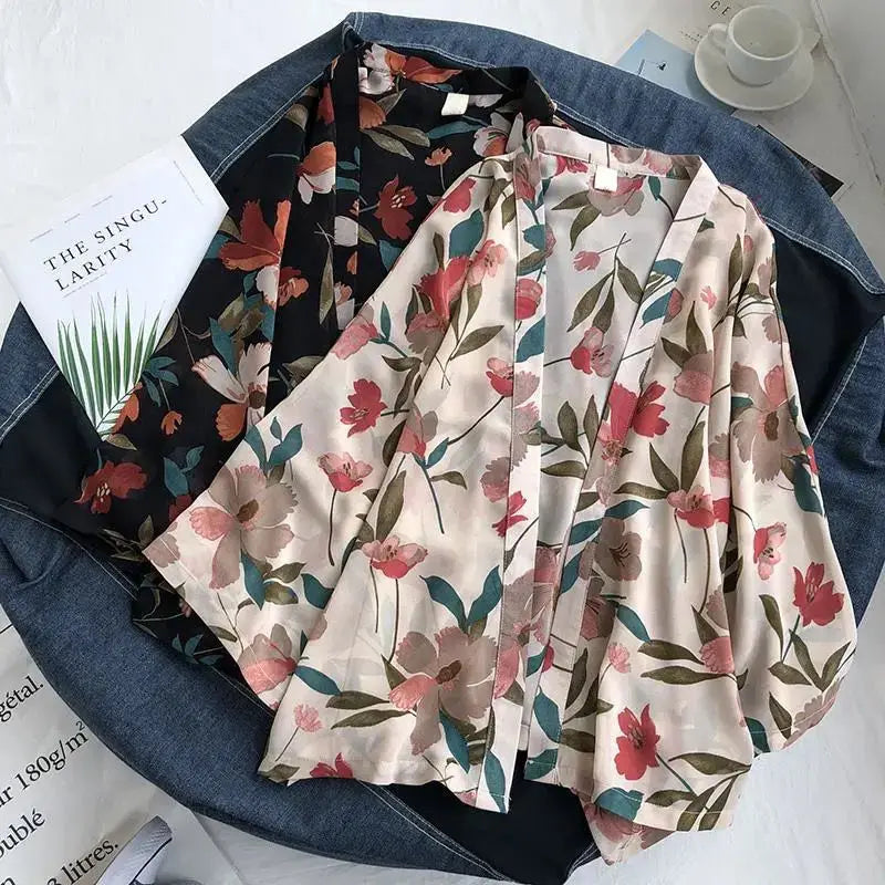 Luźne kimono plażowe Piscis Austrinus-lauranapl.com