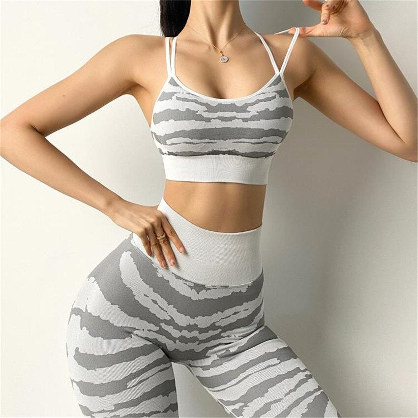 Komplet sportowy top+leginsy Caelum-lauranapl.com