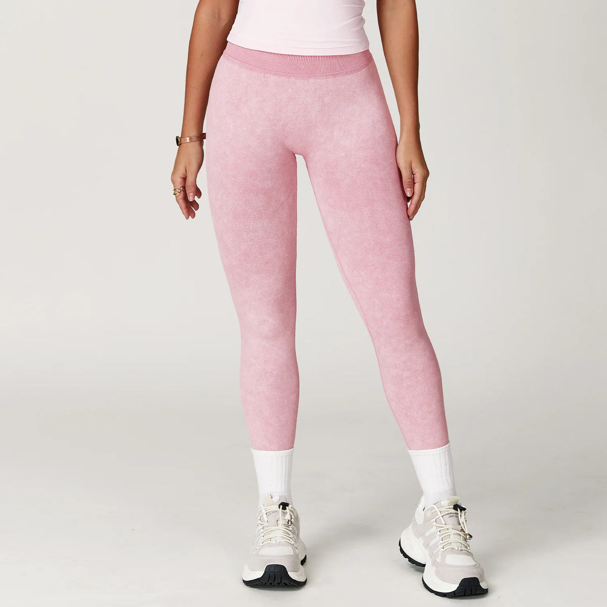 Legginsy z wysokim stanem i efektem pushup Cepheus-lauranapl.com