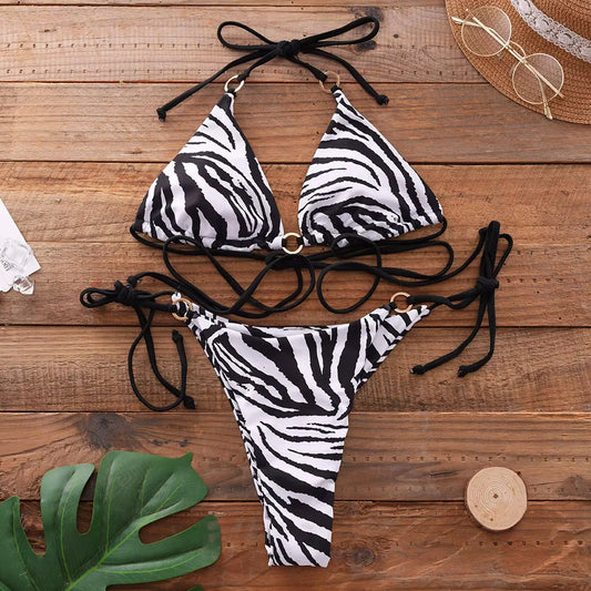 Bikini z ozdobnymi sznureczkami Pavo-lauranapl.com