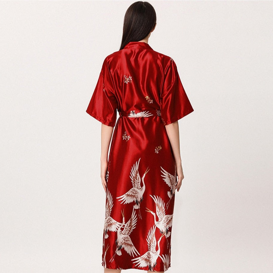 Satynowy szlafrokTriangulum Australe-lauranapl.com