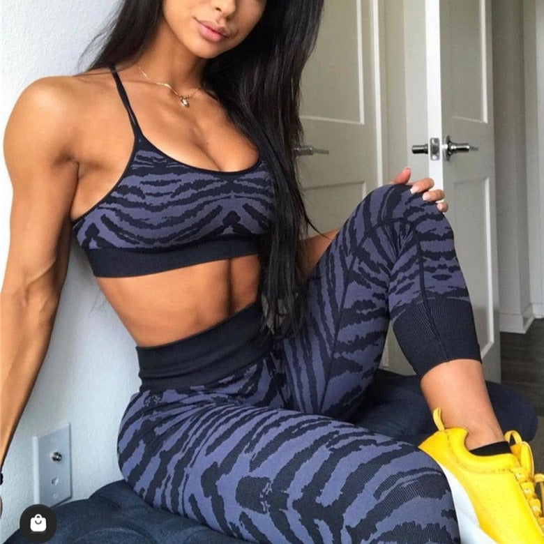 Komplet sportowy top+leginsy Caelum-lauranapl.com