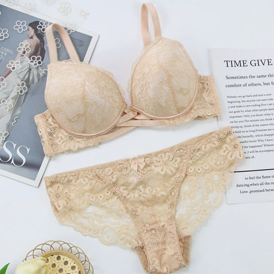 Koronkowy komplet bielizny PUSH UP Plus SizeHorologium-lauranapl.com