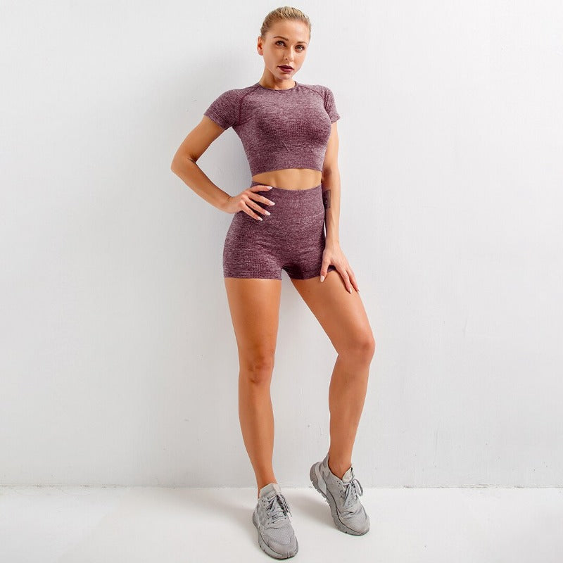 KompletsportowyzkrotkimispodenkamiLeo Minor-lauranapl.com