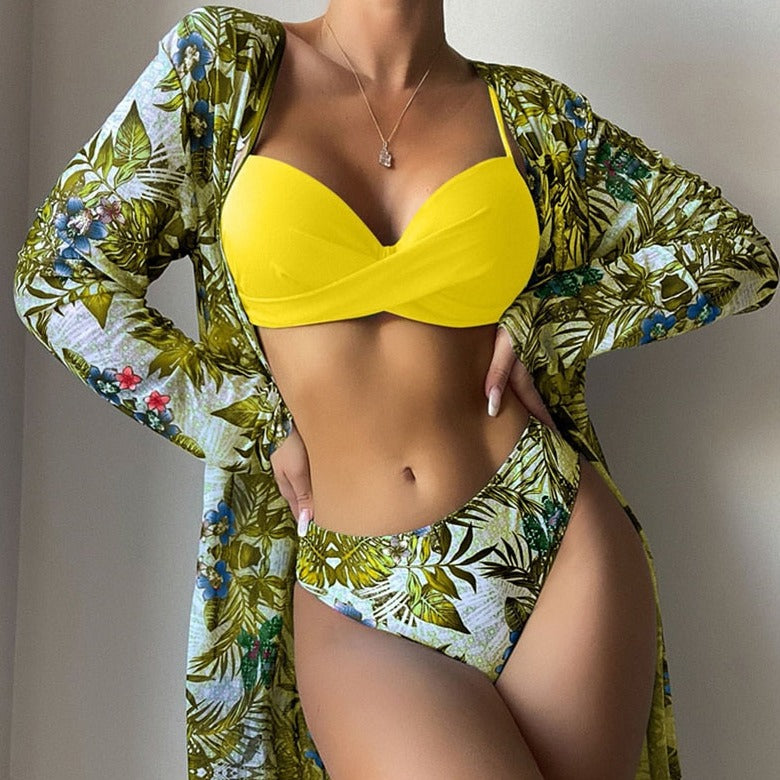 Dwuczęściowy strój kąpielowy i kimono plażoweOphiuchus-lauranapl.com