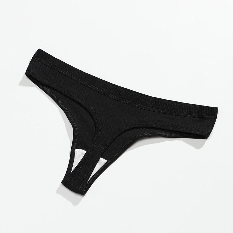 Stringi w pionowe paskiCygnus-lauranapl.com