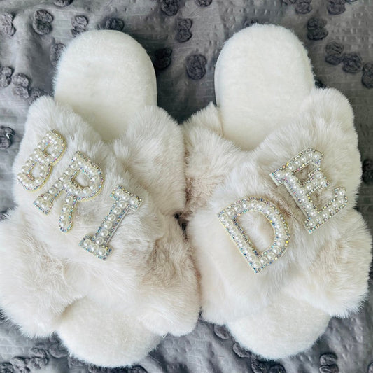 Puchate kapcie dla Panny Młodej Ara-lauranapl.com